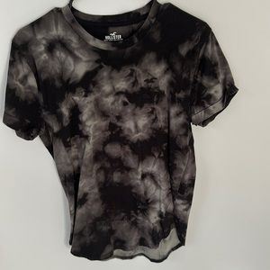 Hollister t shirt